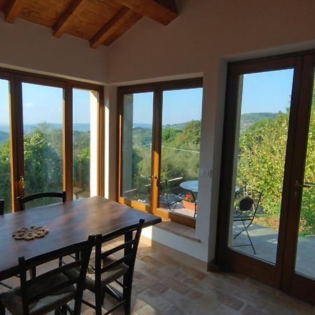 Podere Cerrete - Eco Farmhouse カステル・デル・ピアーノ エクステリア 写真